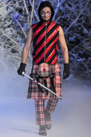 Moncler Gamme Bleu / - 2013-2014